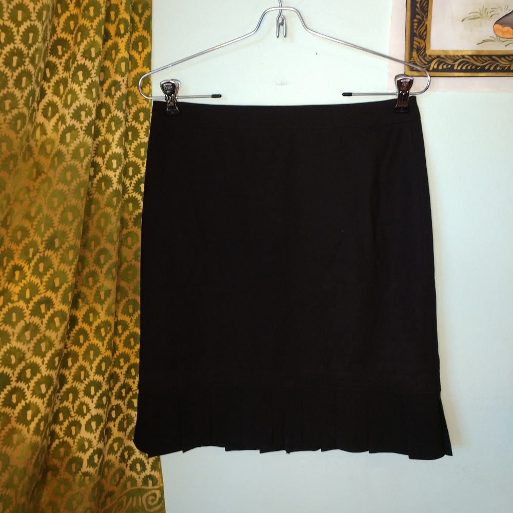 Pleated Business Casual Pencil Skirt